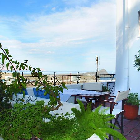 Maris Lindos Suites & Apartments Eksteriør billede