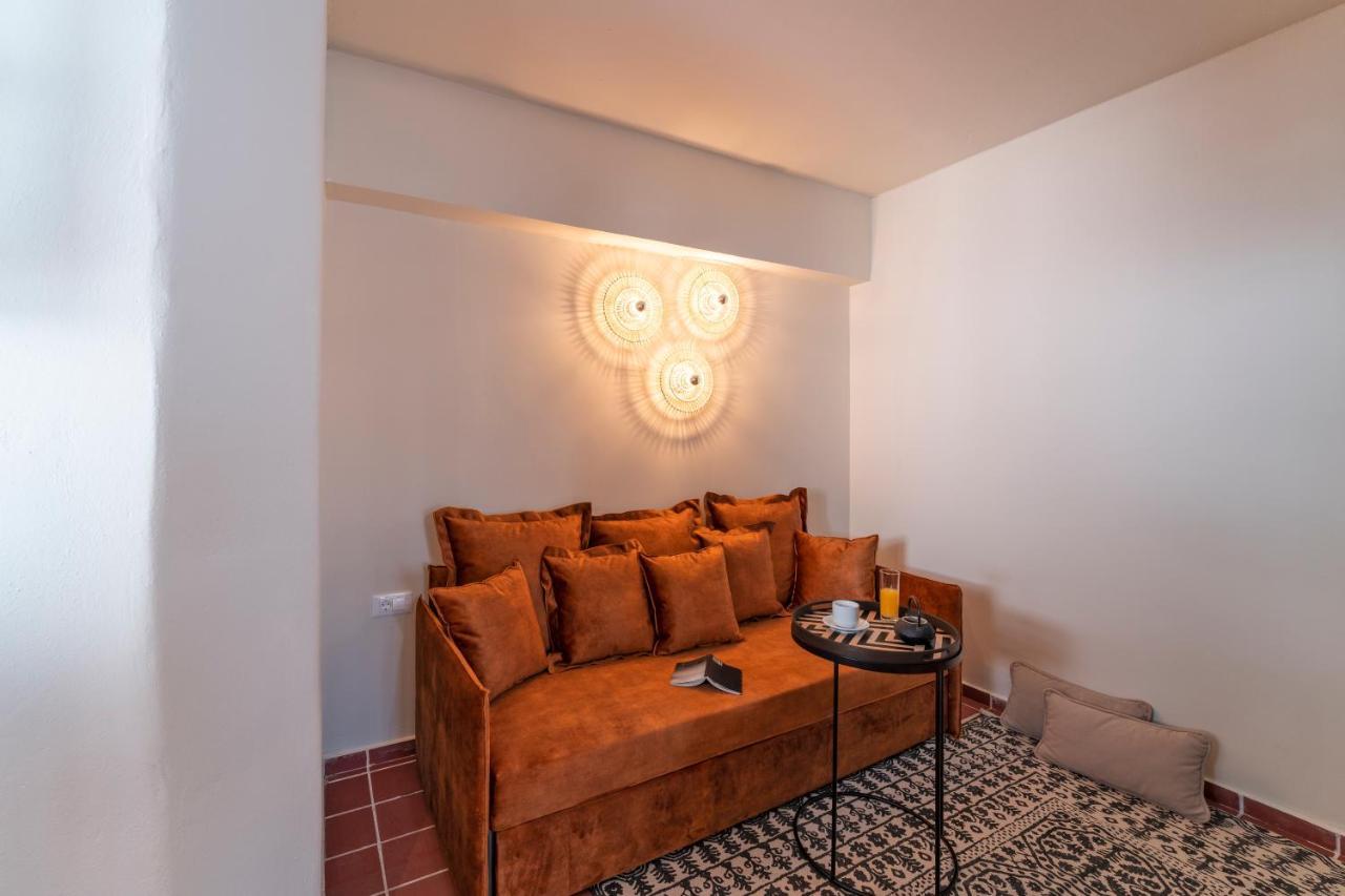Maris Lindos Suites & Apartments Eksteriør billede